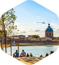 Développement des agences de Toulouse avec deux nouvelles structures- Vue sur la Garonne et l'hôpital de la Grave