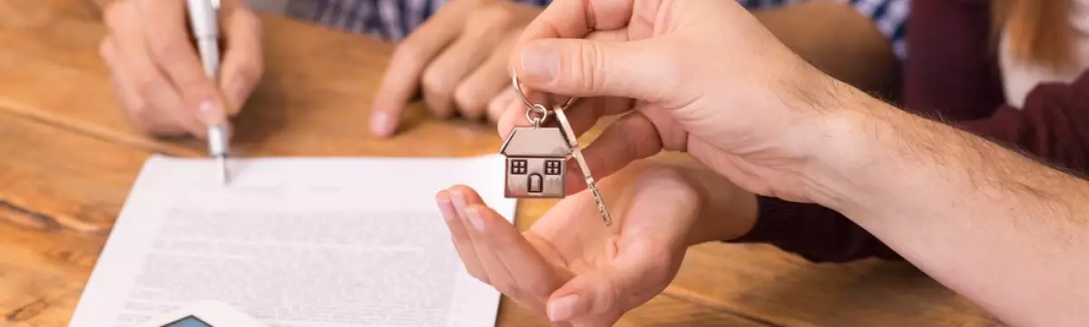 Signature d'un contrat de vente immobilière Signature d'un contrat de vente immobilière