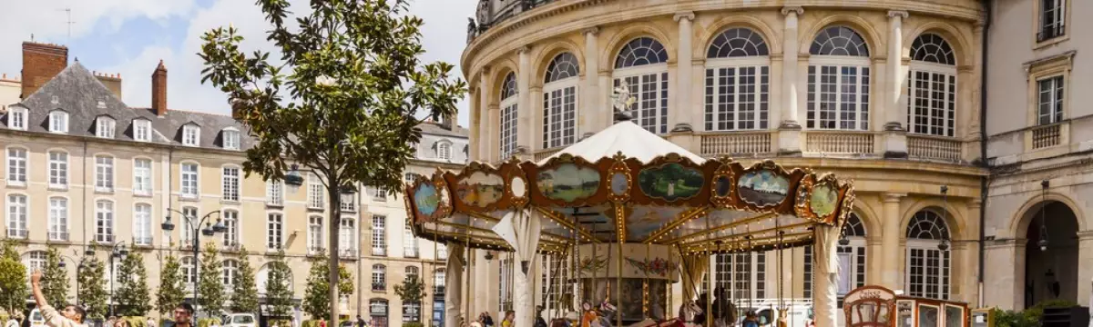 Place de la mairie à Rennes Place de la mairie à Rennes