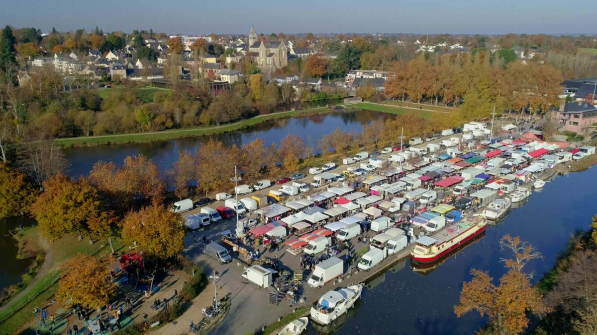 Le marché du dimanche à Betton