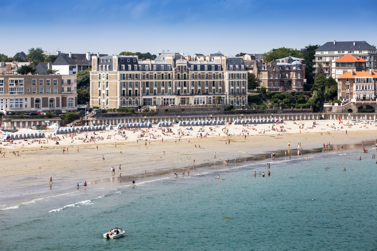 photo de a plus grande plage de Dinard