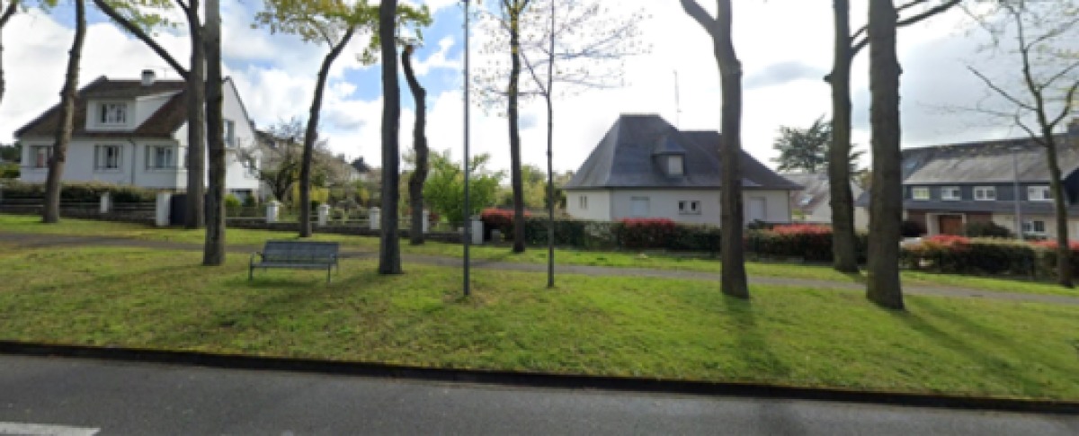 L’Avenue de La Hublais, avec ses belles maisons individuelles