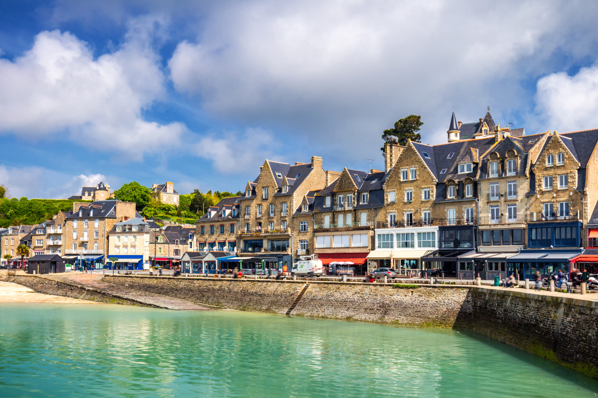 Vue du centre-ville de Cancale