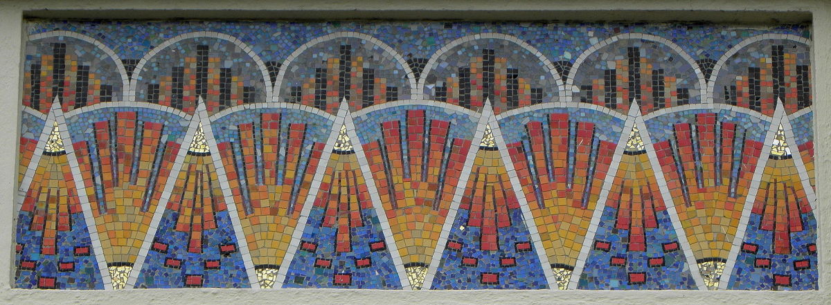 Mosaïque Odorico ornant l'usine Morel et Gâté de Fougères 