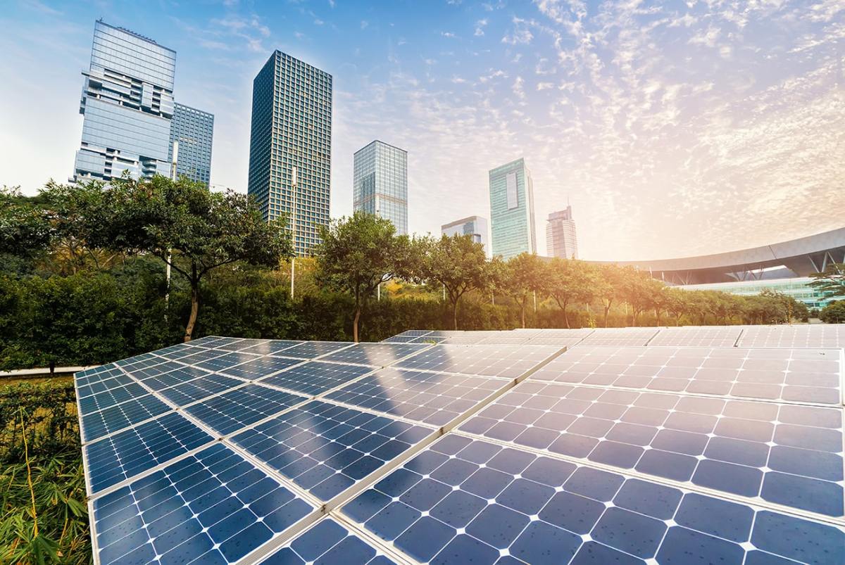 Rennes Électricité - Un panneau photovoltaïque