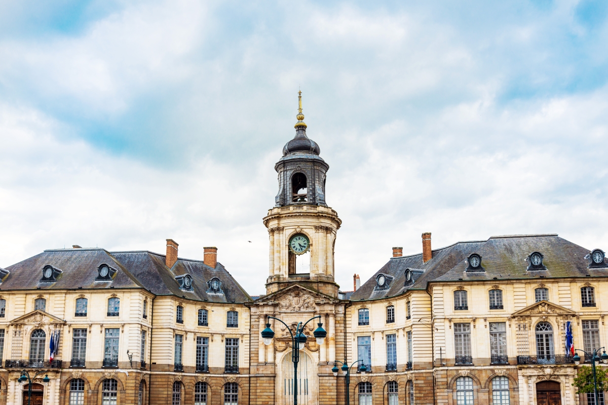 Les maisons neuves dans le centre de Rennes sont rares, mais elles existent Maison neuve Rennes Métropole – Le palais du commerce