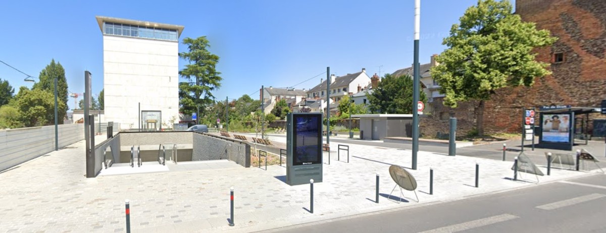 photo de la station de métro ligne B à Rennes Jules Ferry