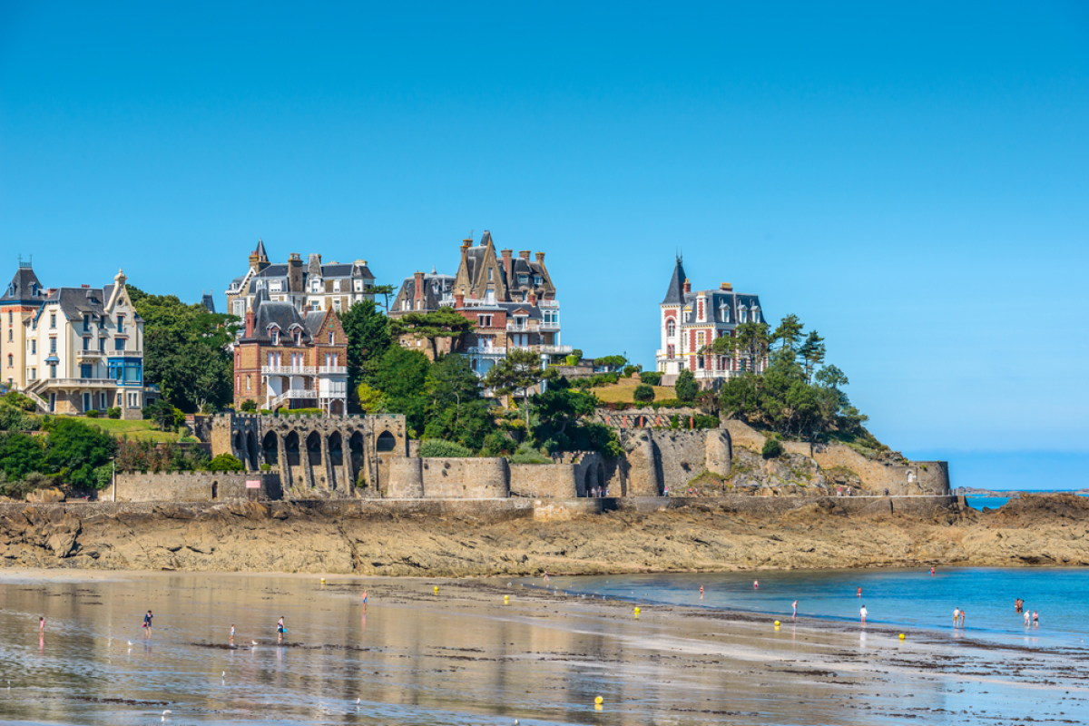  Loi Pinel Dinard – vue sur les villas belle époque de la côte dinardaise 