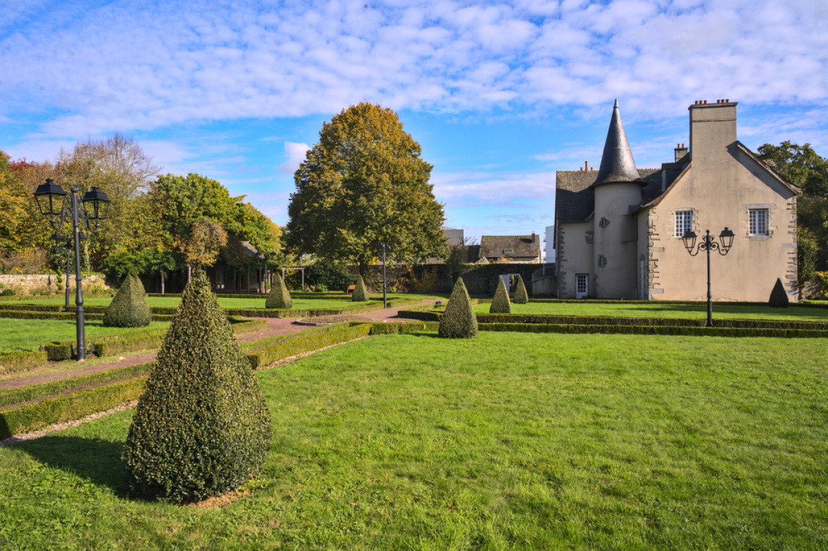 le parc du manoir de Bourgchevreuil à Cesson-Sevigné 