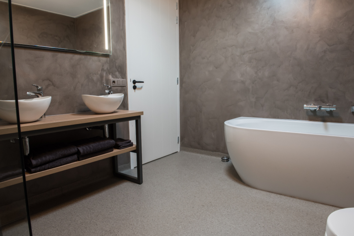 quel sol choisir pour son logement neuf – une salle de bain avec du PVC au sol