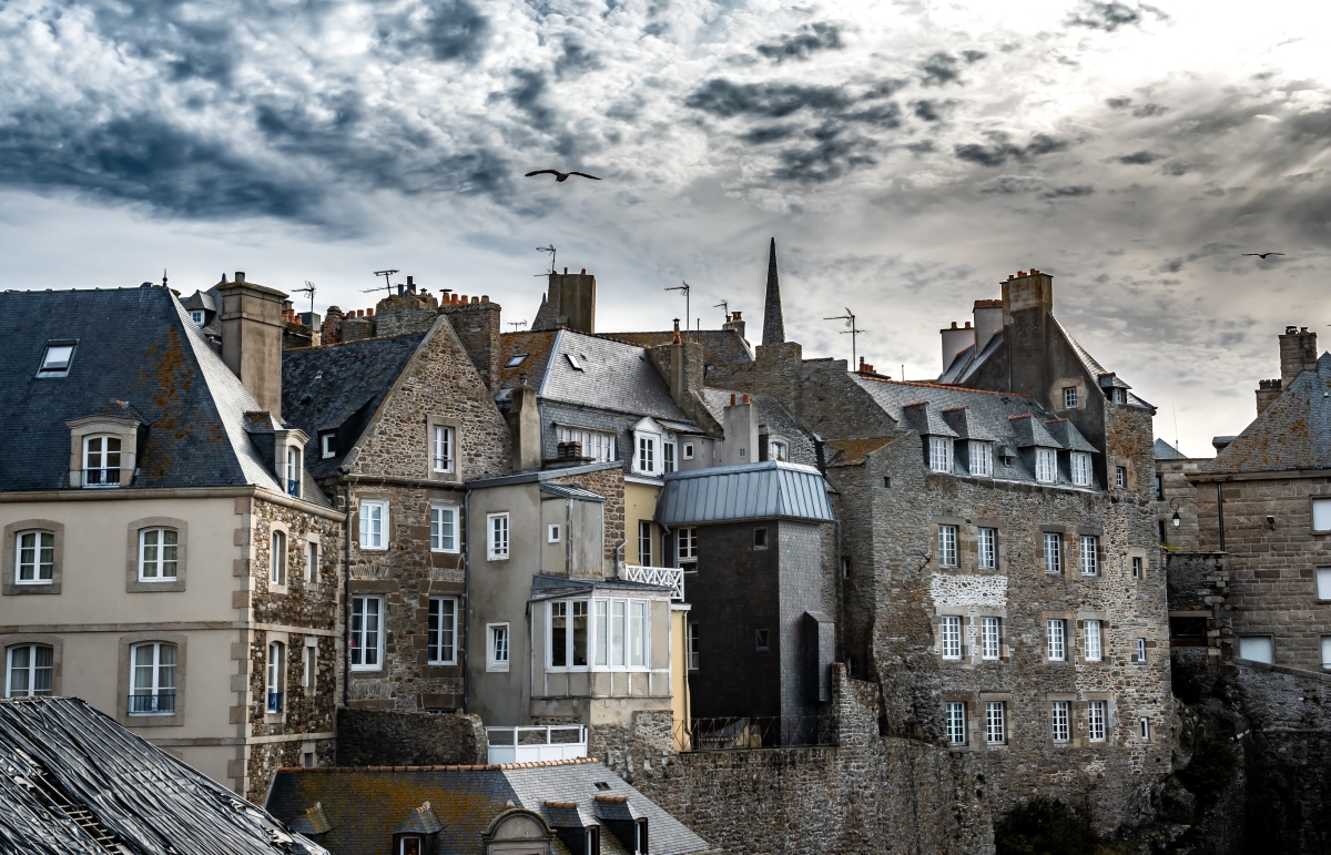 Tendance de l'Immobilier à Saint-Malo : Entre Pénurie de biens et Prix en Hausse